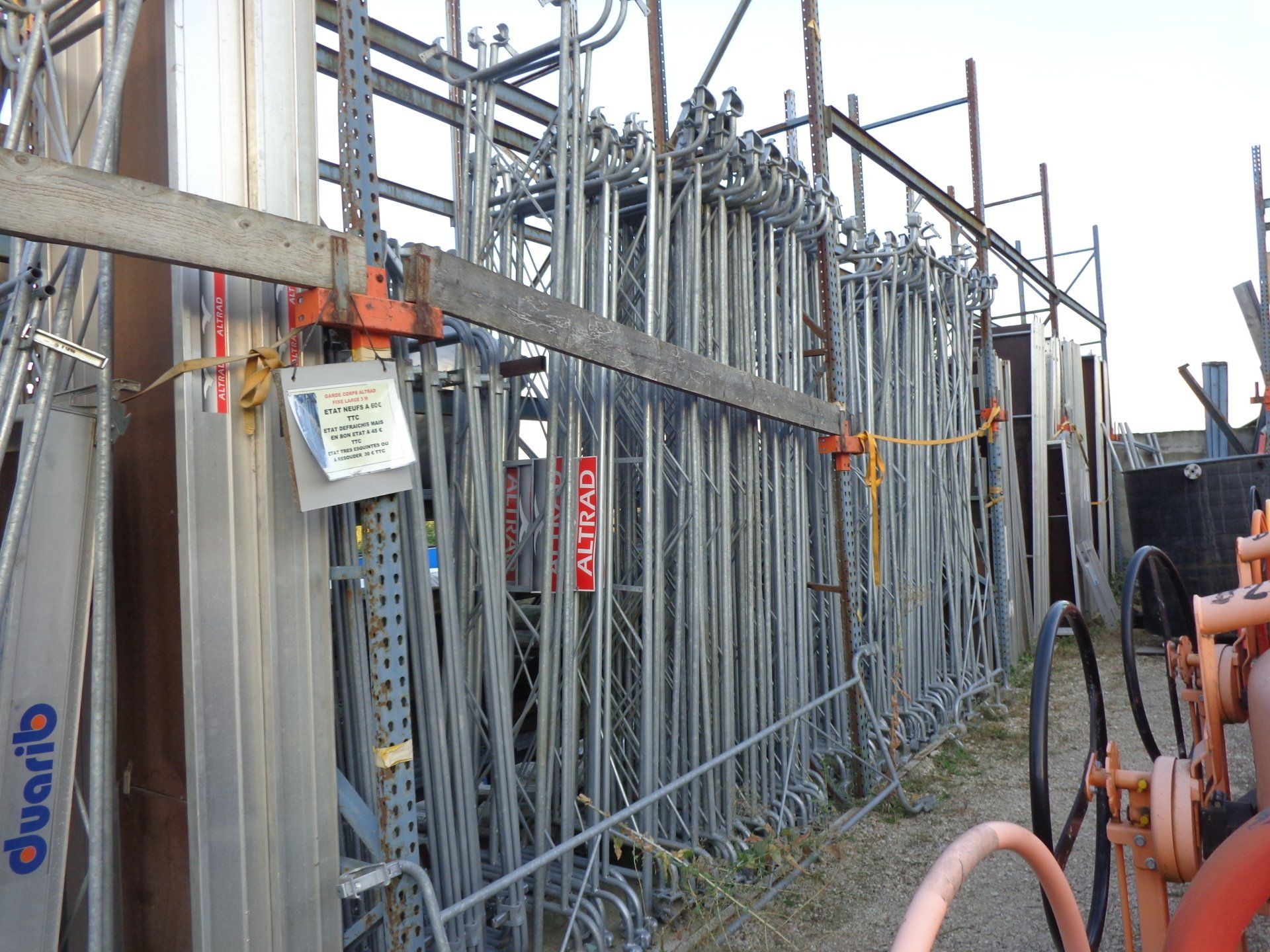 Garde-corps fixes neufs 3m galvanisés